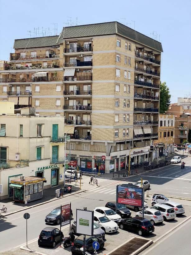 The Italian House In Rome A Pochi Passi Dalla Metro A 외부 사진